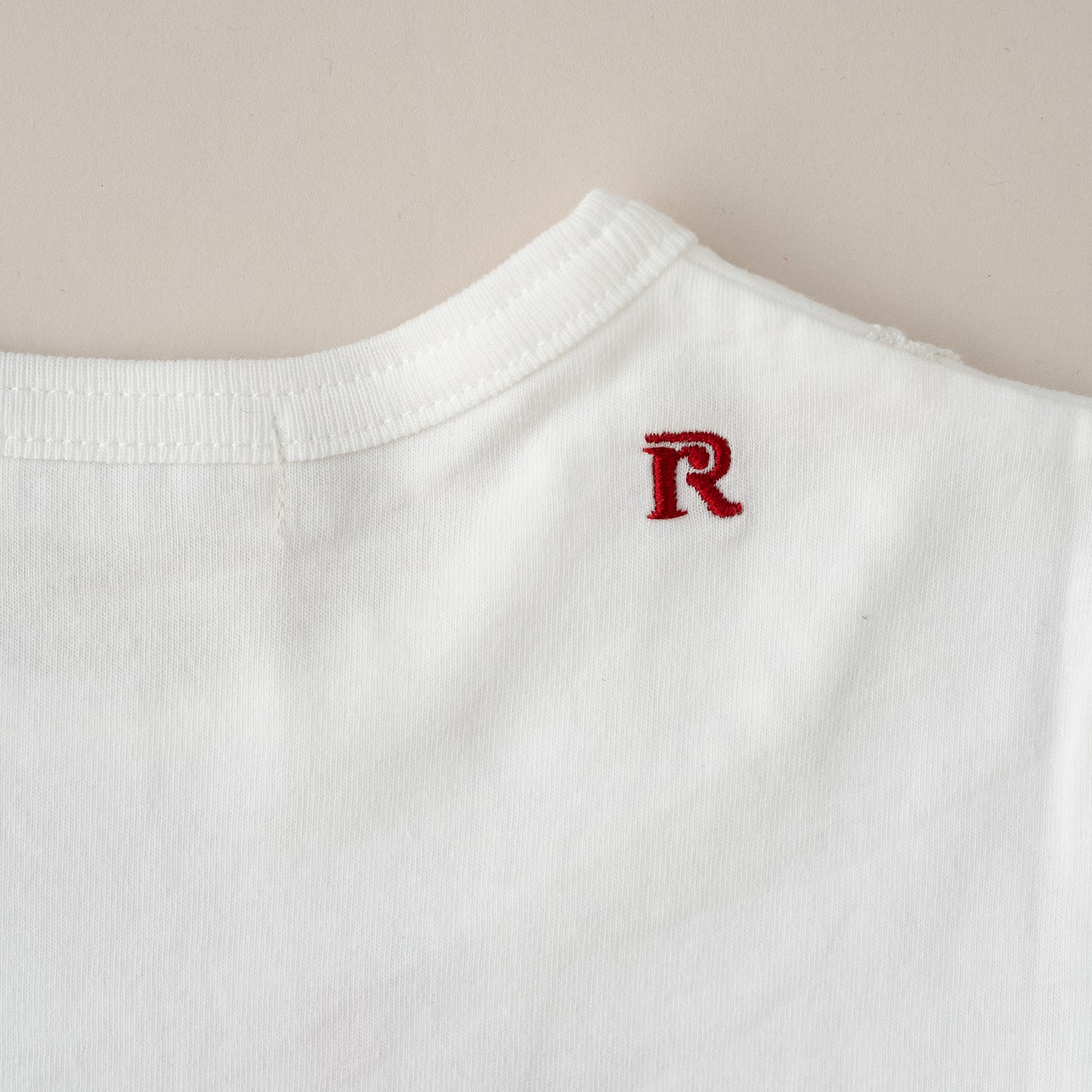 プリントTシャツ【いちご】　OFF-WHITE