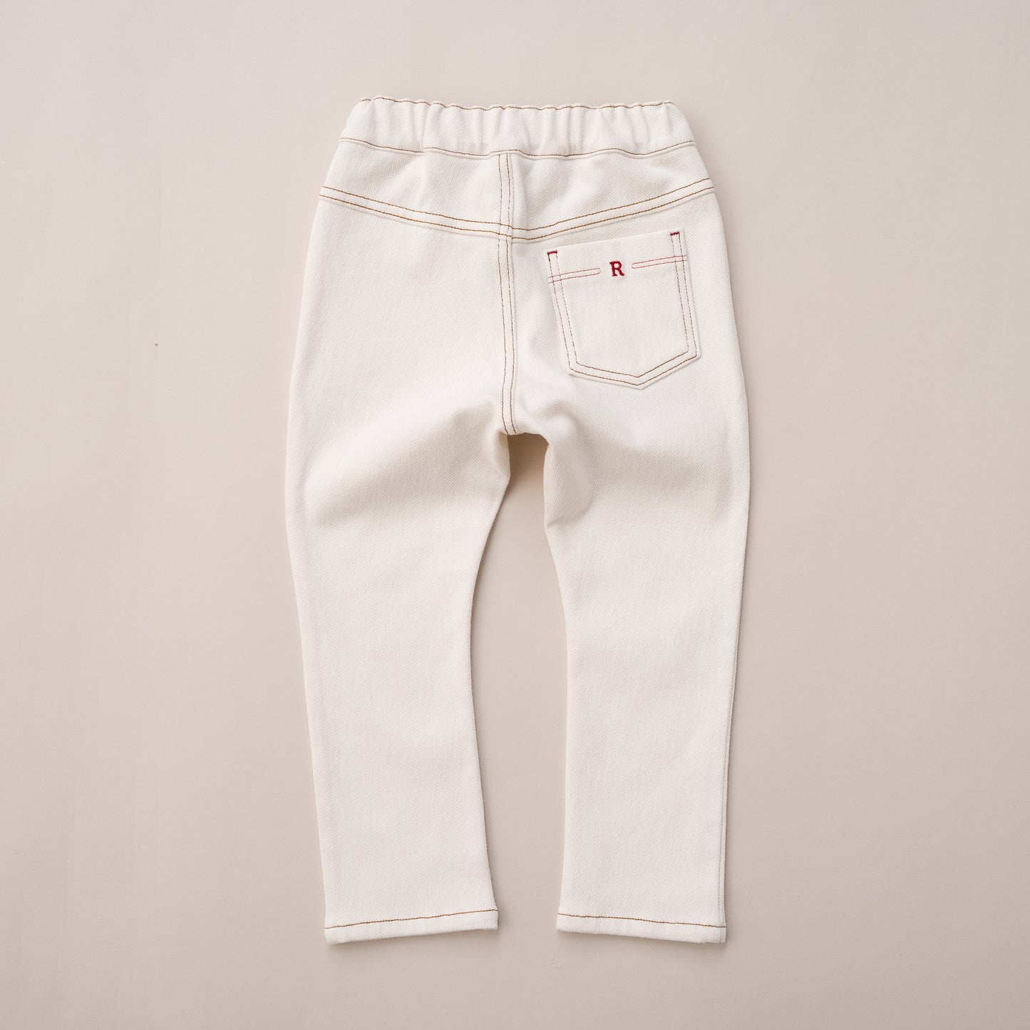 カラーニットデニムパンツ　OFF-WHITE