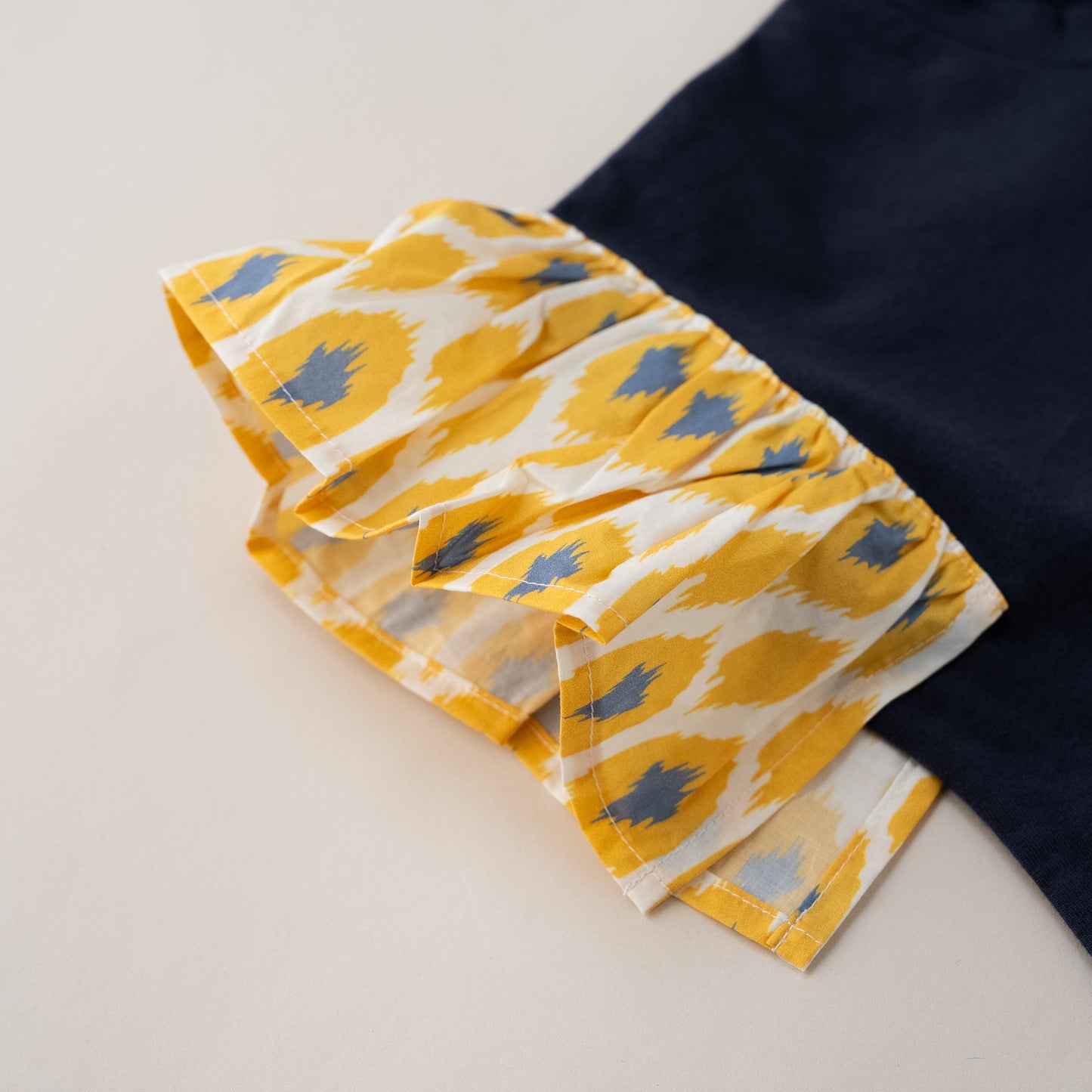 袖フリルボックスTシャツ　NAVY