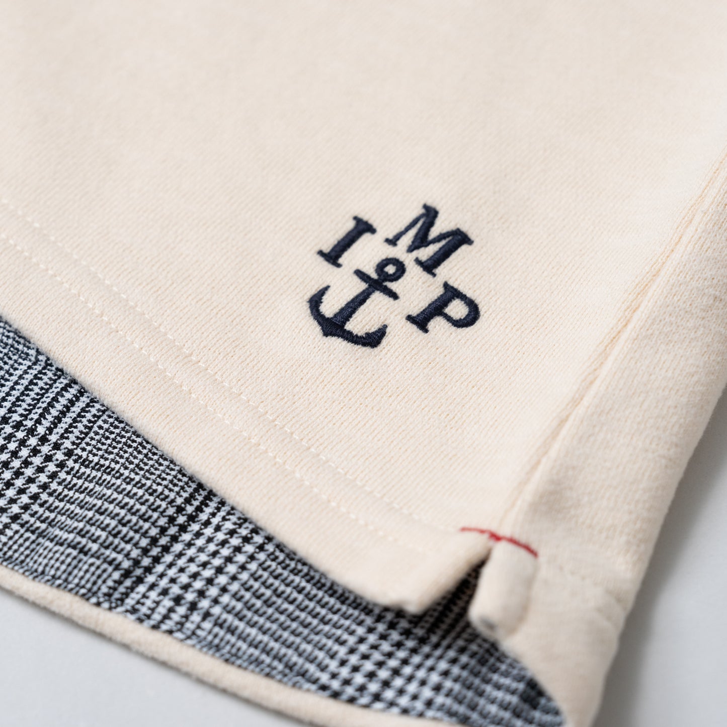 ヘンリーネックトレーナー　IVORY