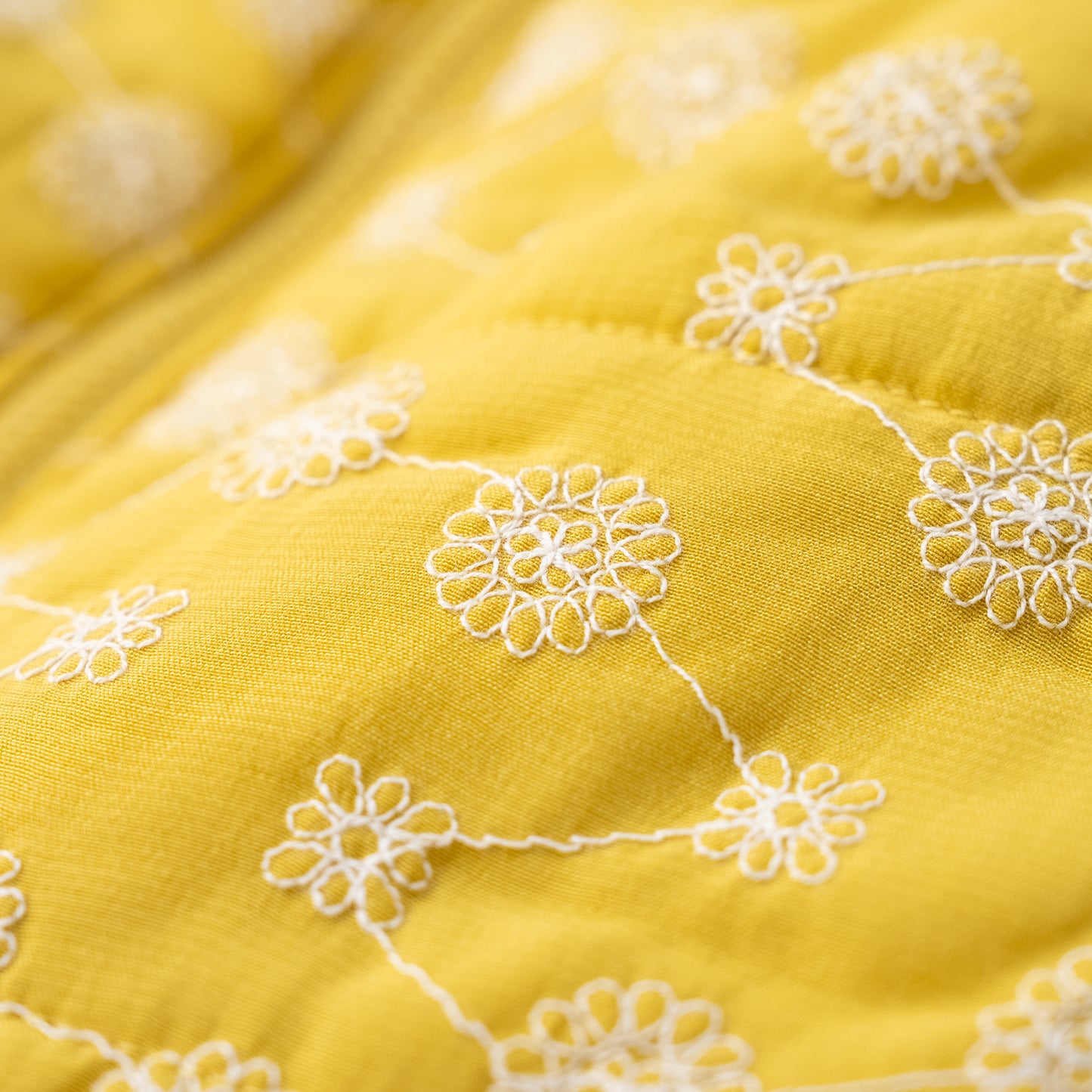 刺繍丸襟ベスト【リバーシブル】　YELLOW