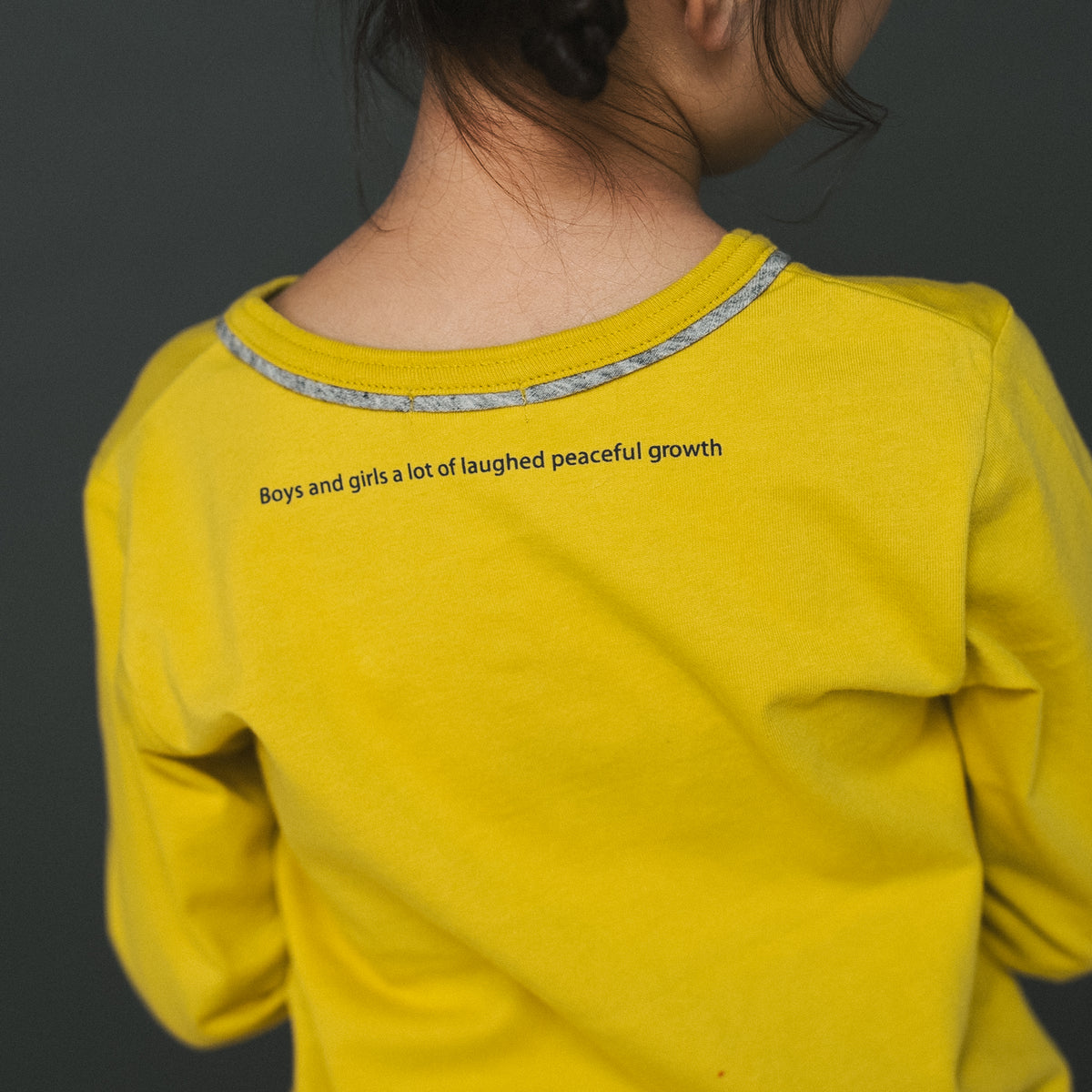 ワンポイントポケットTシャツ　YELLOW