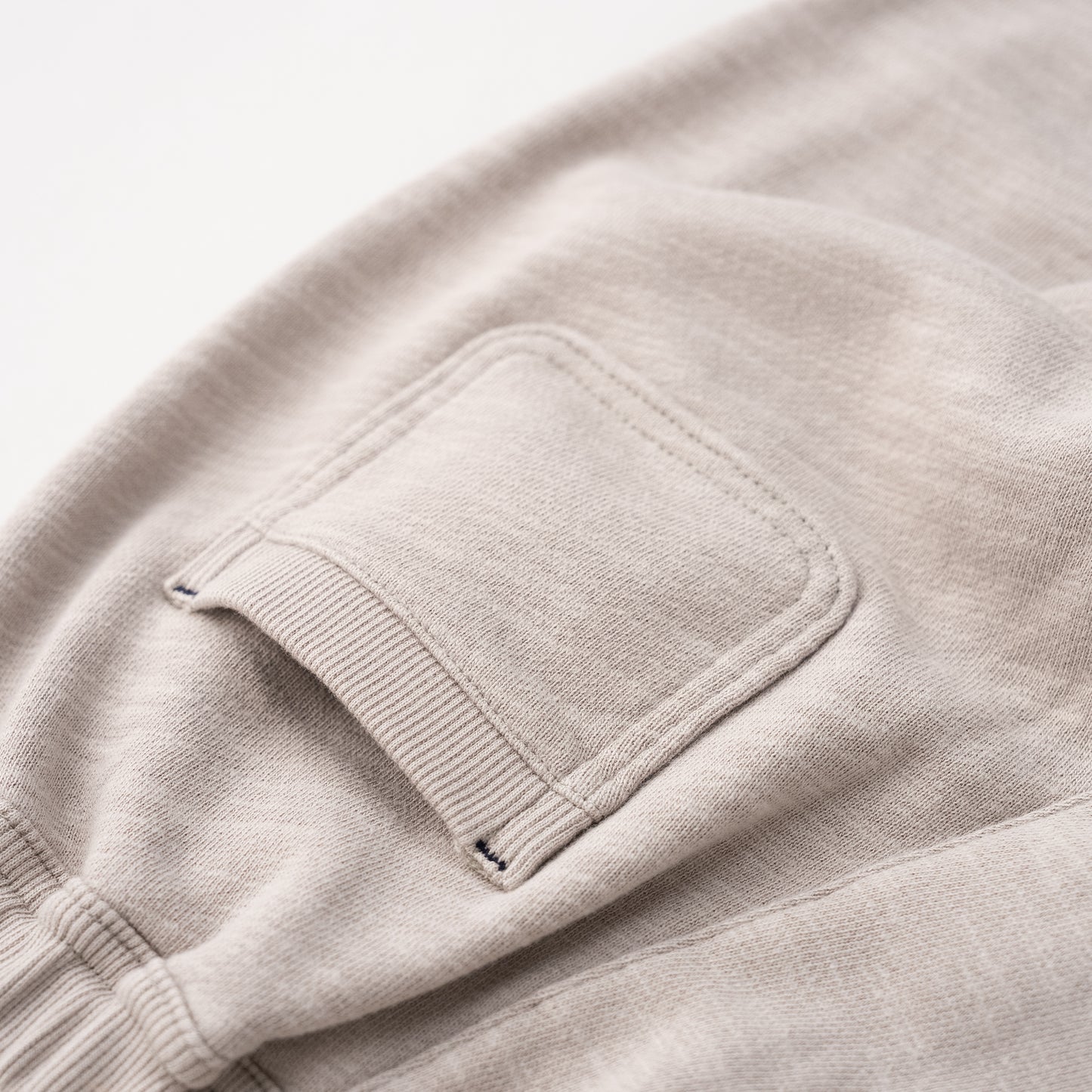 スウェットパンツ　BEIGE