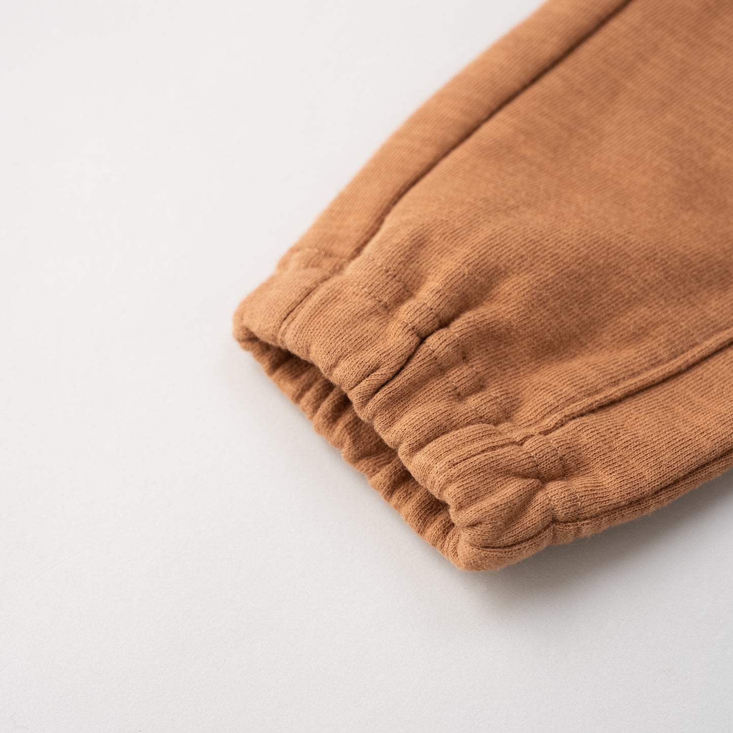 スウェットパンツ　BROWN