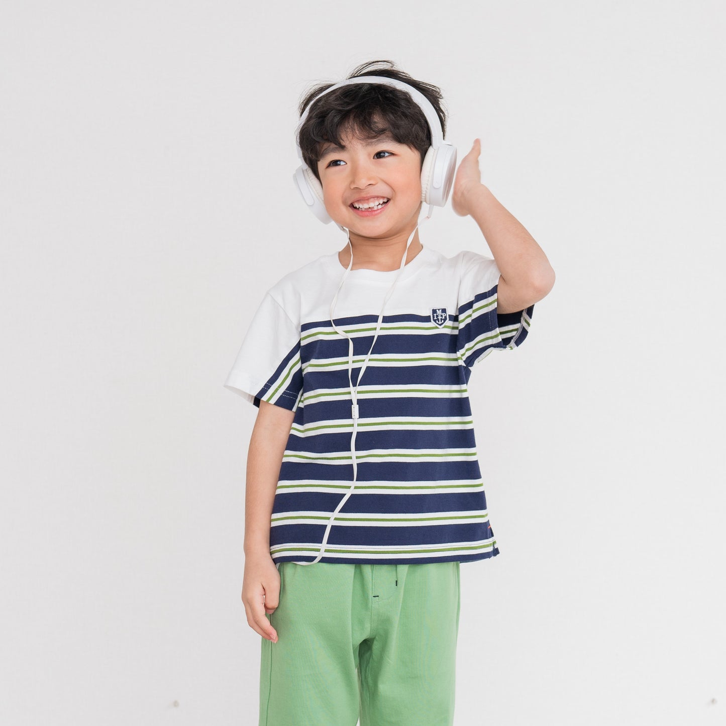 ボーダーTシャツ　NAVY