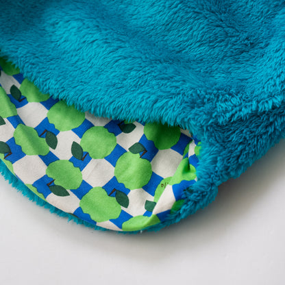リバーシブルファーベスト【リンゴ】　BLUE