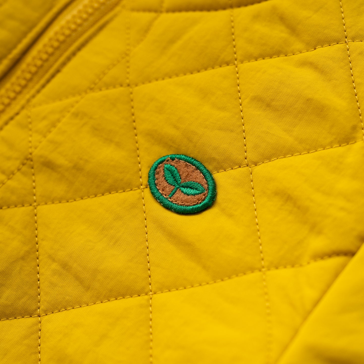 キルティングナイロンジャンバー　YELLOW