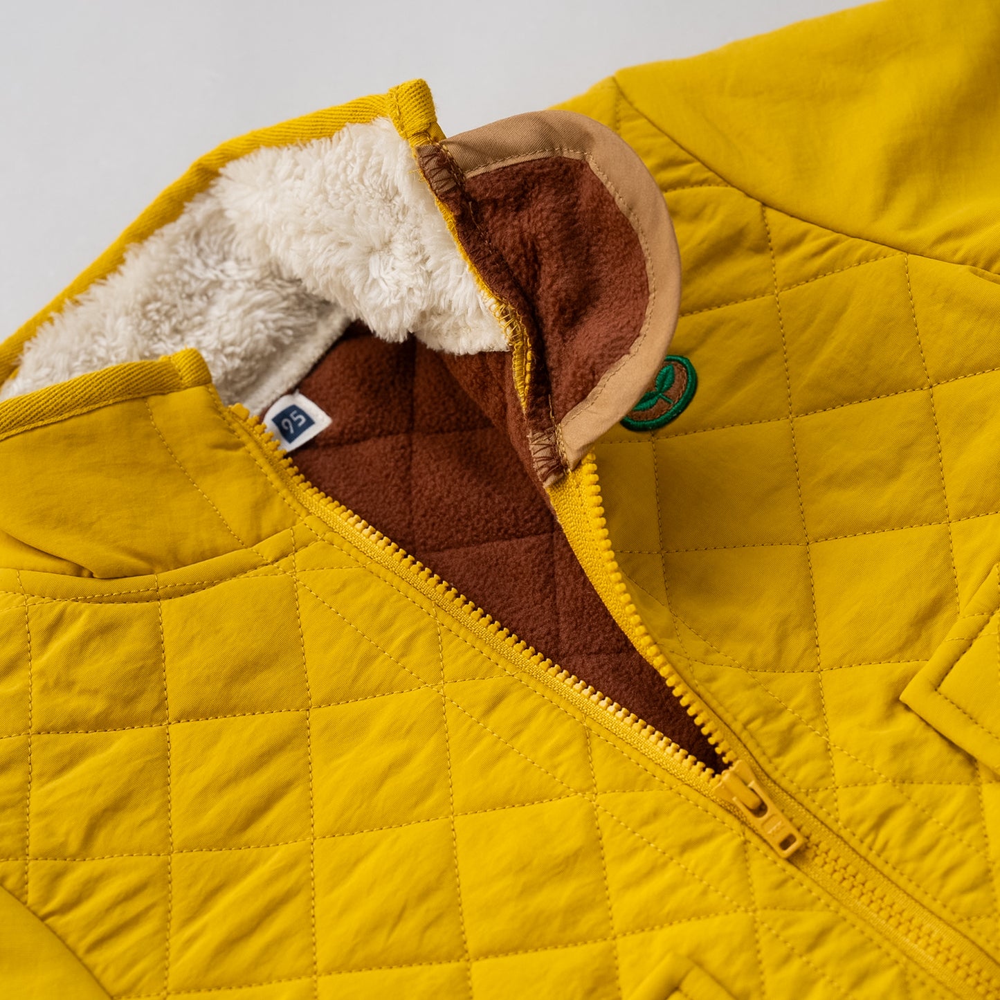 キルティングナイロンジャンバー　YELLOW