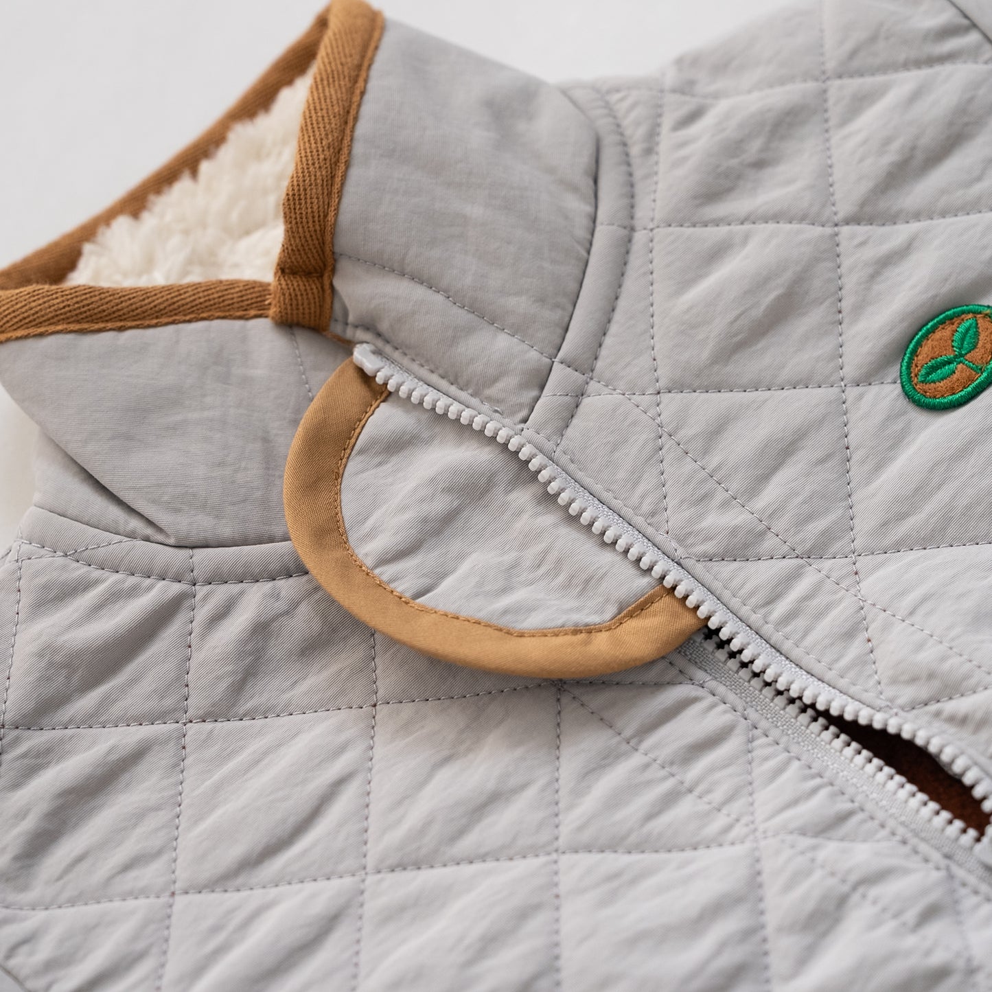 キルティングナイロンジャンバー　GRAY