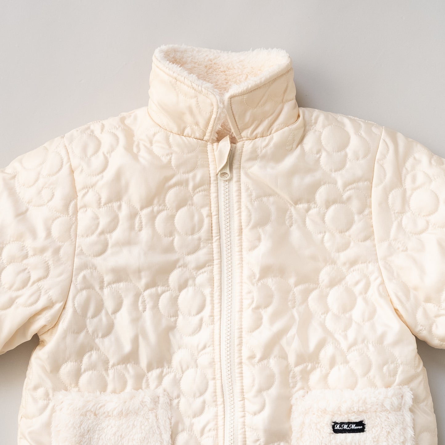 リバーシブルキルティングボアジャンパー　IVORY