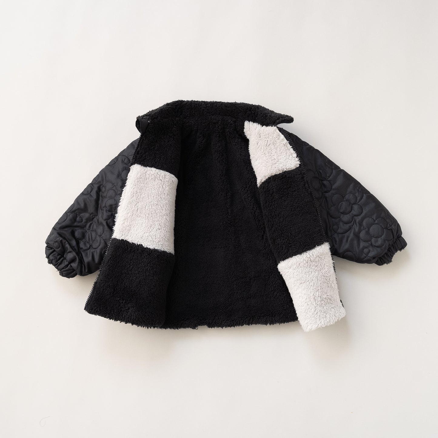 リバーシブルキルティングボアジャンパー　BLACK