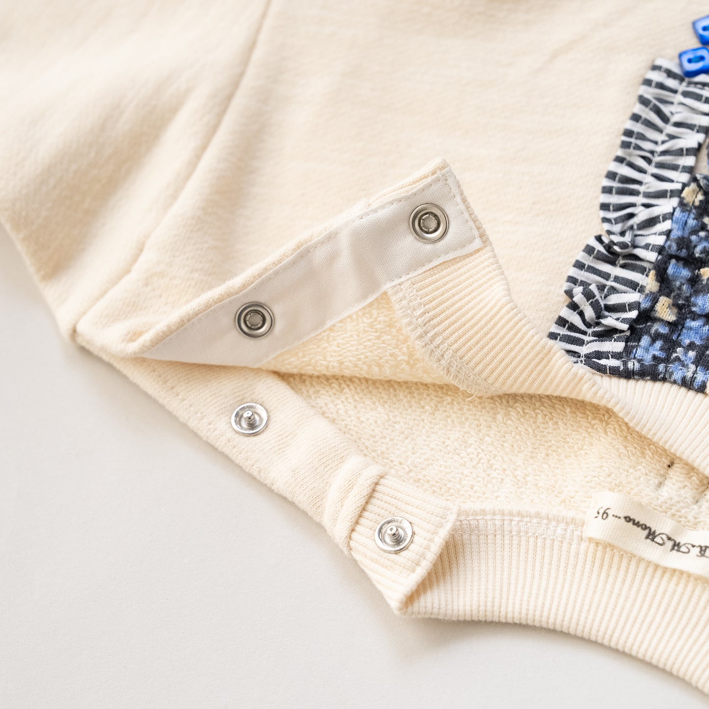 ぽわん袖トレーナー　IVORY