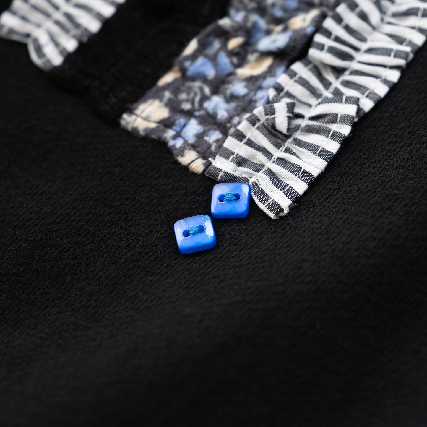 ぽわん袖トレーナー　BLACK