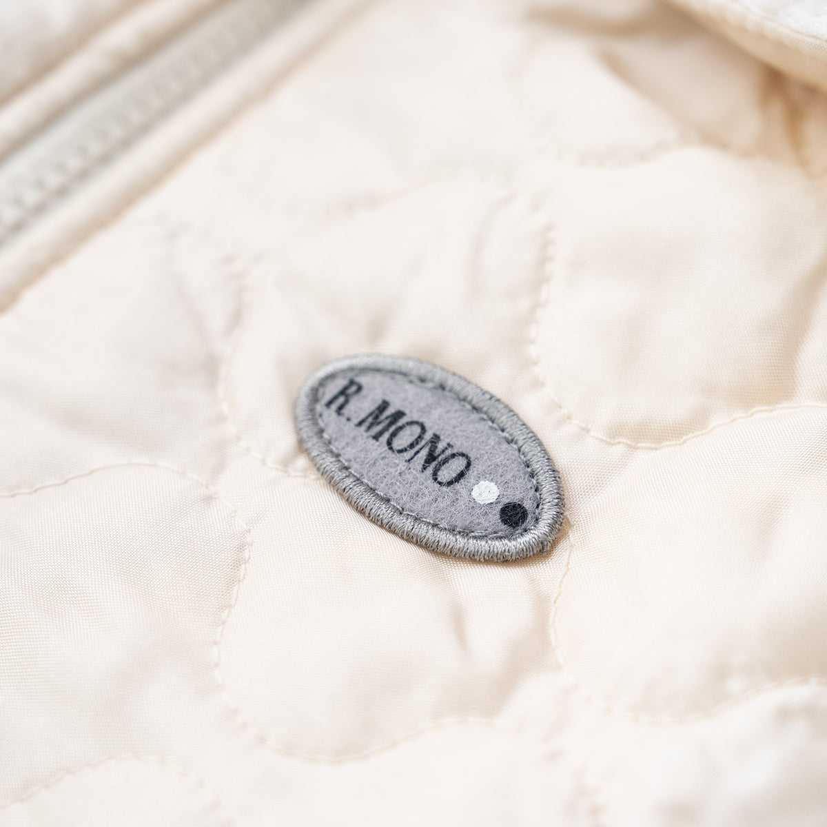 リバーシブルキルティングボアジャンパー　IVORY