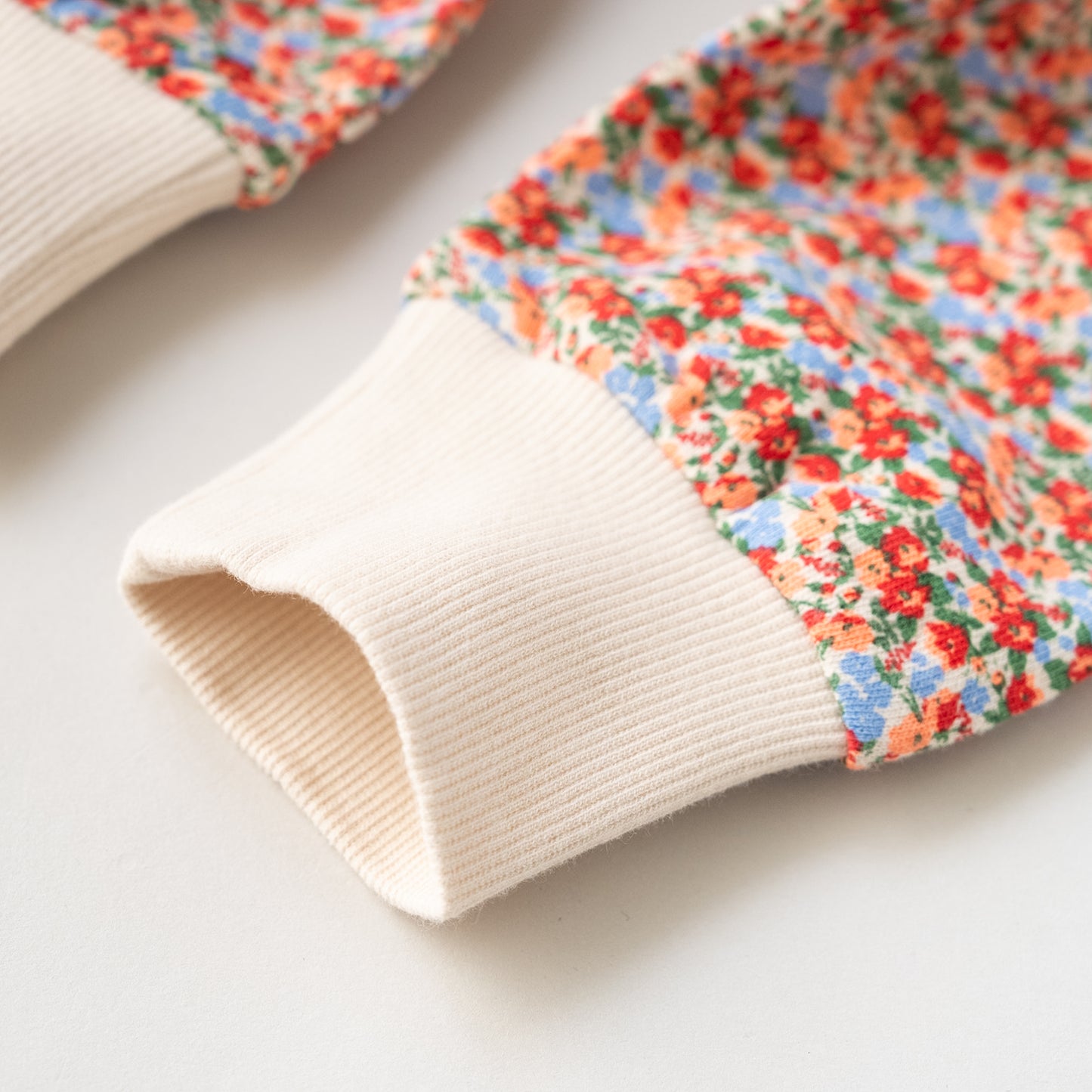 ベビーパンツ　【花柄】　RED