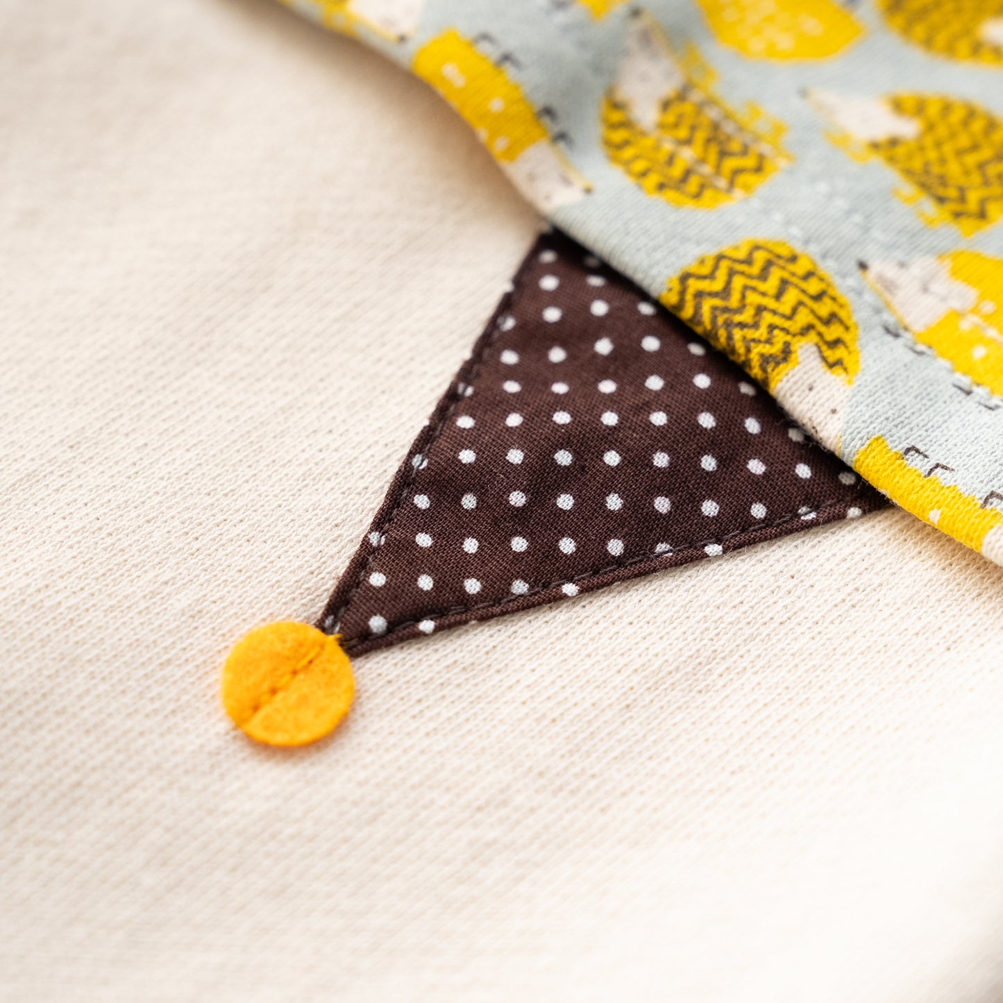 総柄カバーオール(帽子付)【はりねずみ】　YELLOW