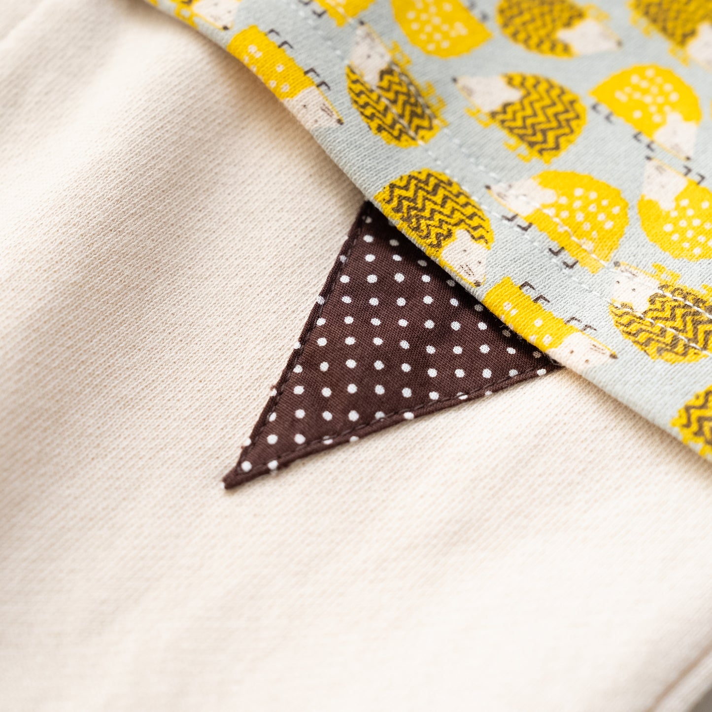 総柄カバーオール(帽子付)【はりねずみ】　YELLOW