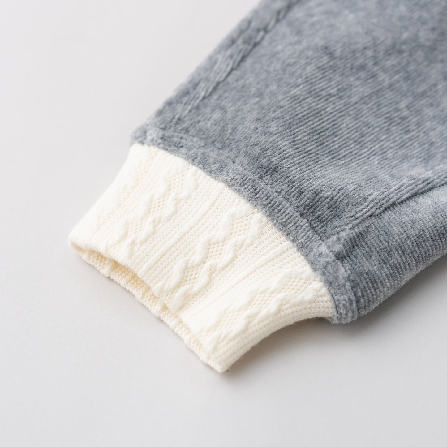 ニットコールリブパンツ　GRAY