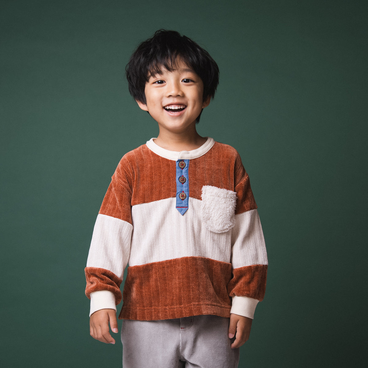 ヘンリーネックモールニットトレーナー　BROWN