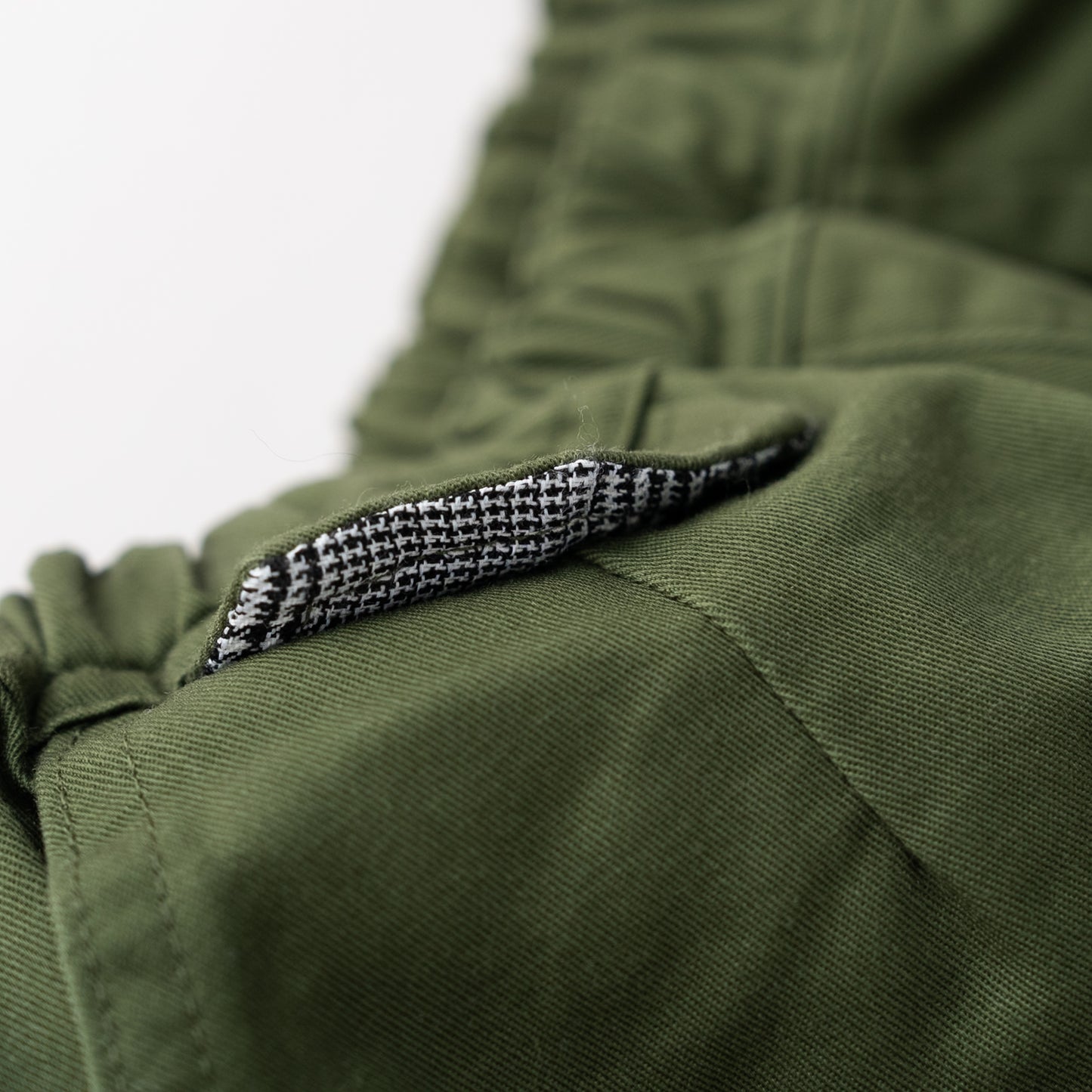 テーパードチノパンツ　KHAKI