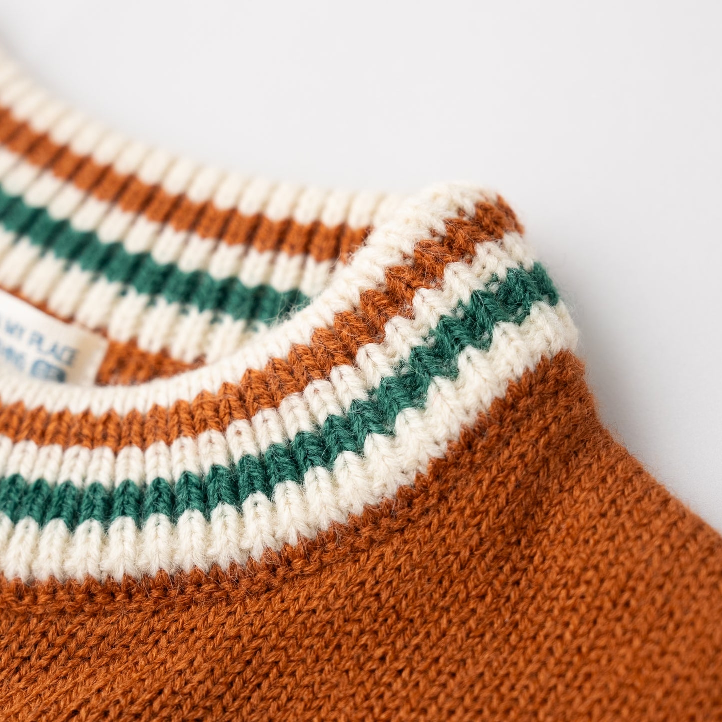 ニットセーター　BROWN