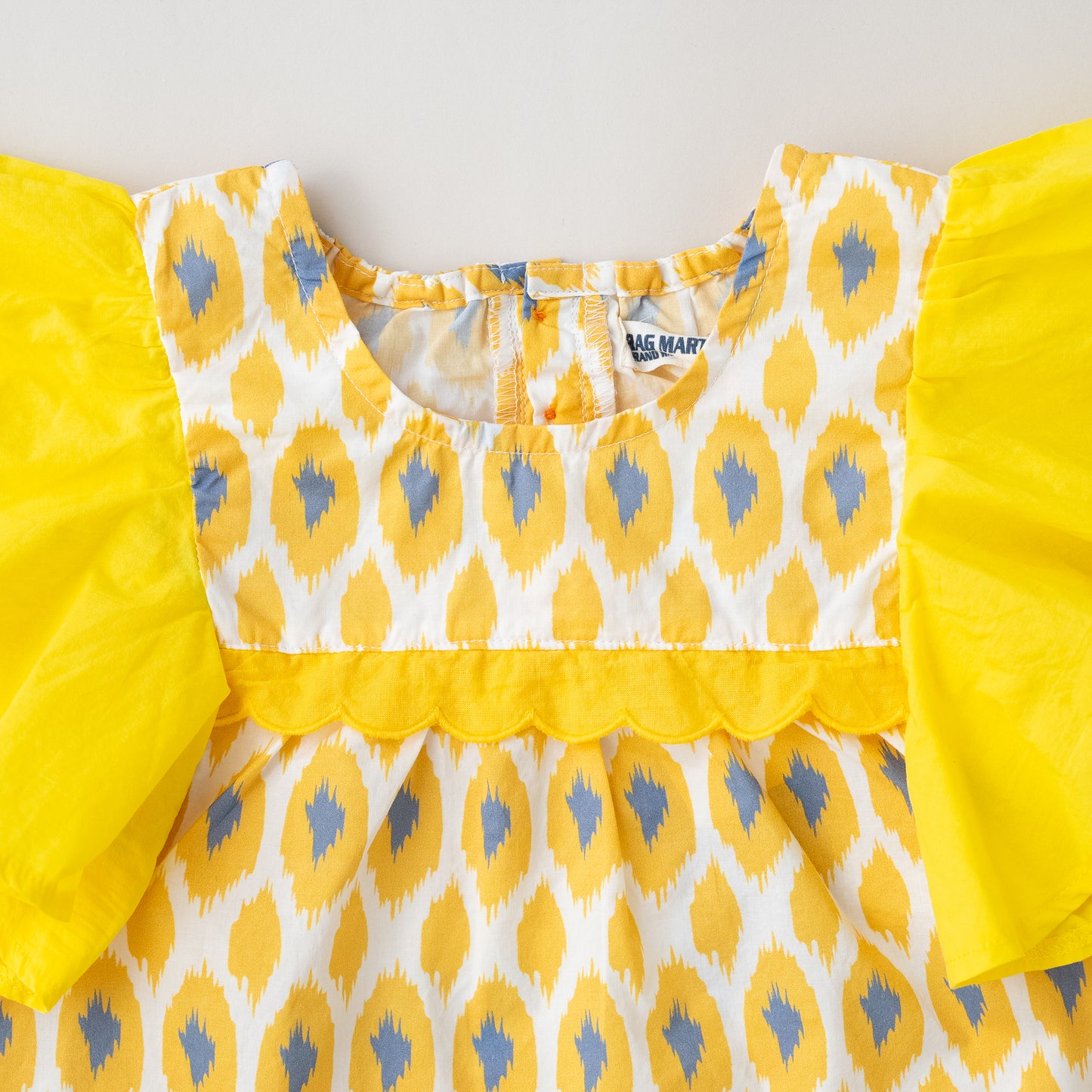 フレアスリーブセットアップ　YELLOW