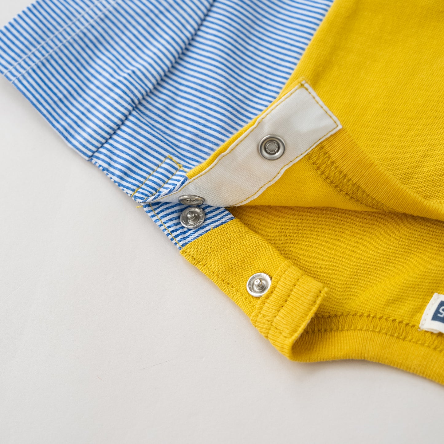 サイド切り替えTシャツ 【ブルドーザー】　 YELLOW