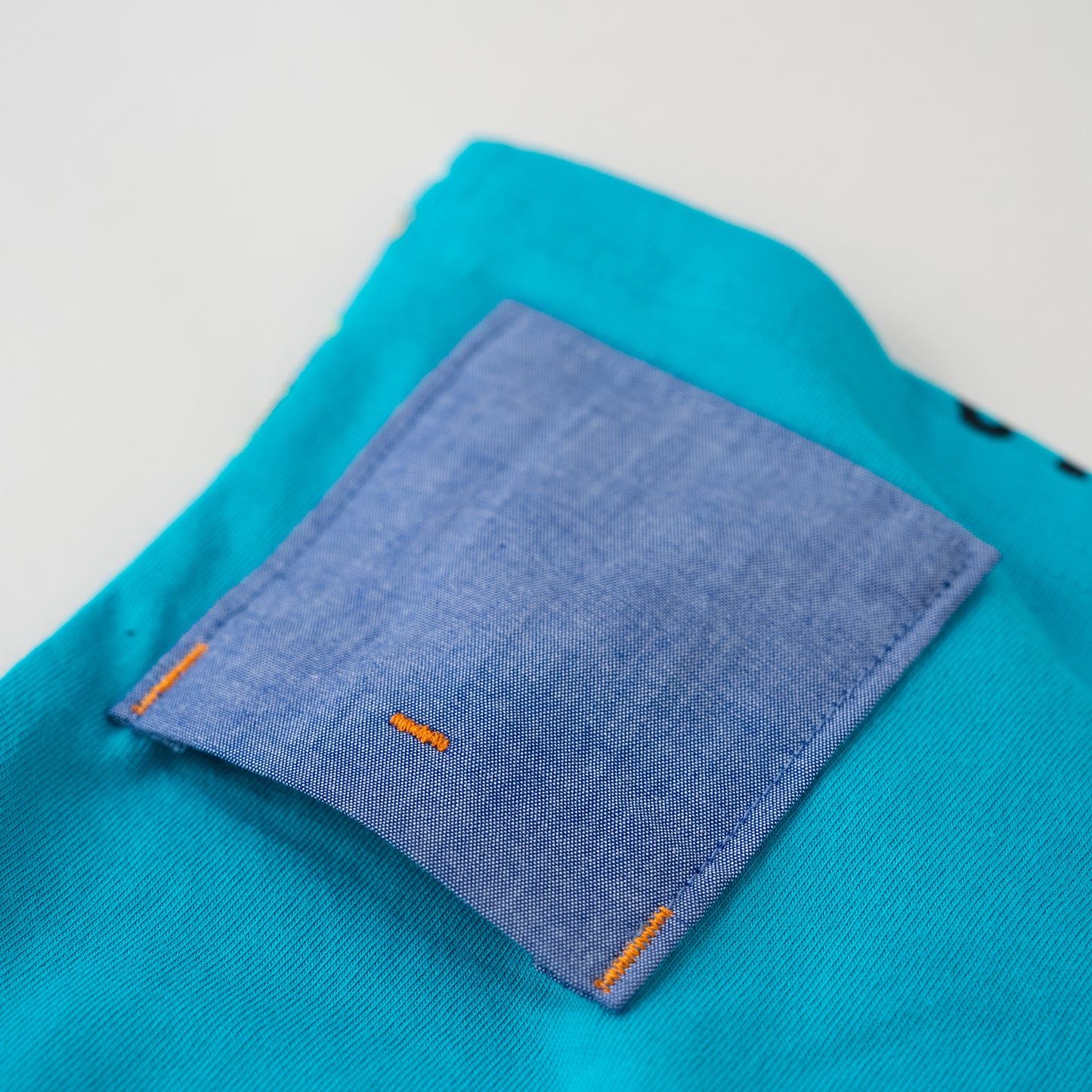 ヘンリーネックTシャツ 【はたらくクルマ】　BLUE