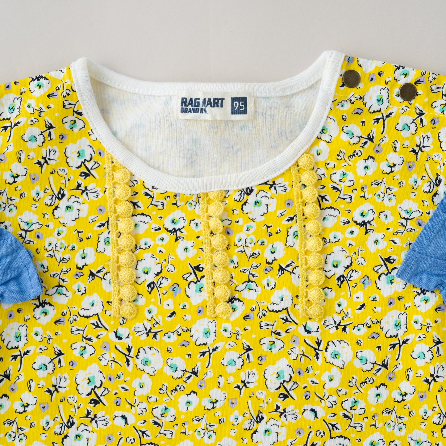 総柄プリントTシャツ　YELLOW