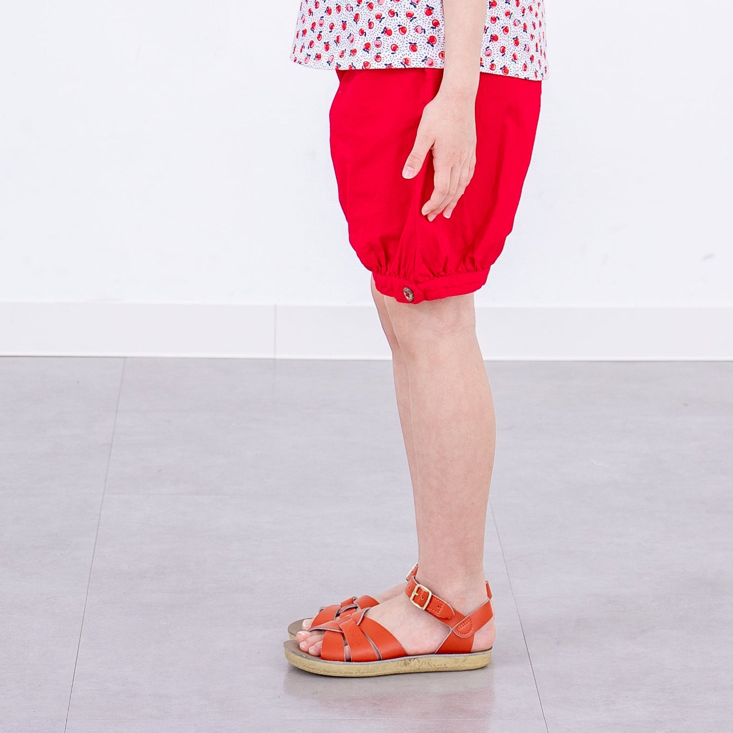 ショートバルーンパンツ　RED