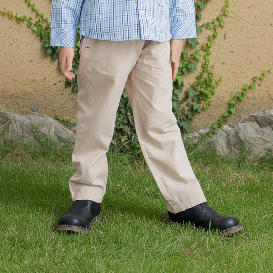 ストレートチノパンツ　BEIGE