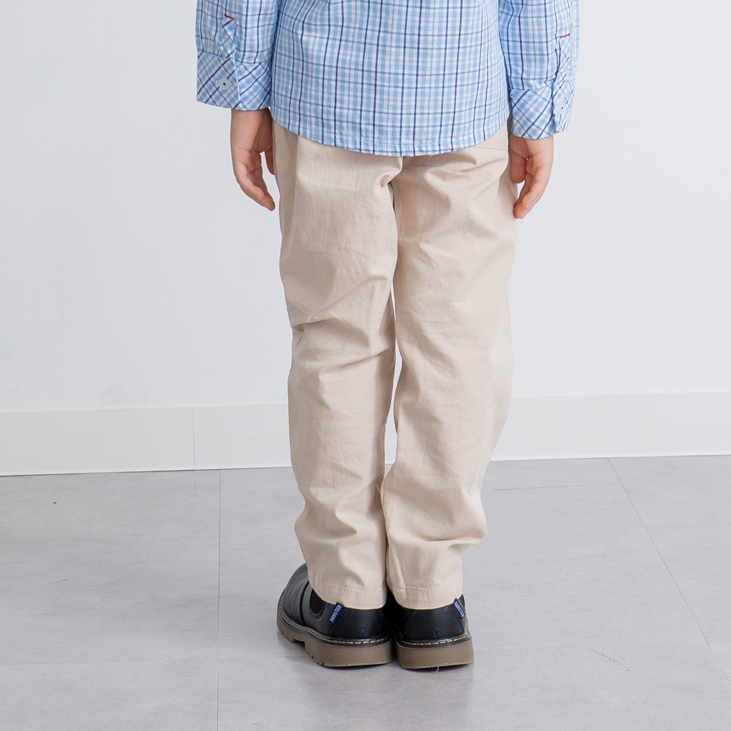 ストレートチノパンツ　BEIGE