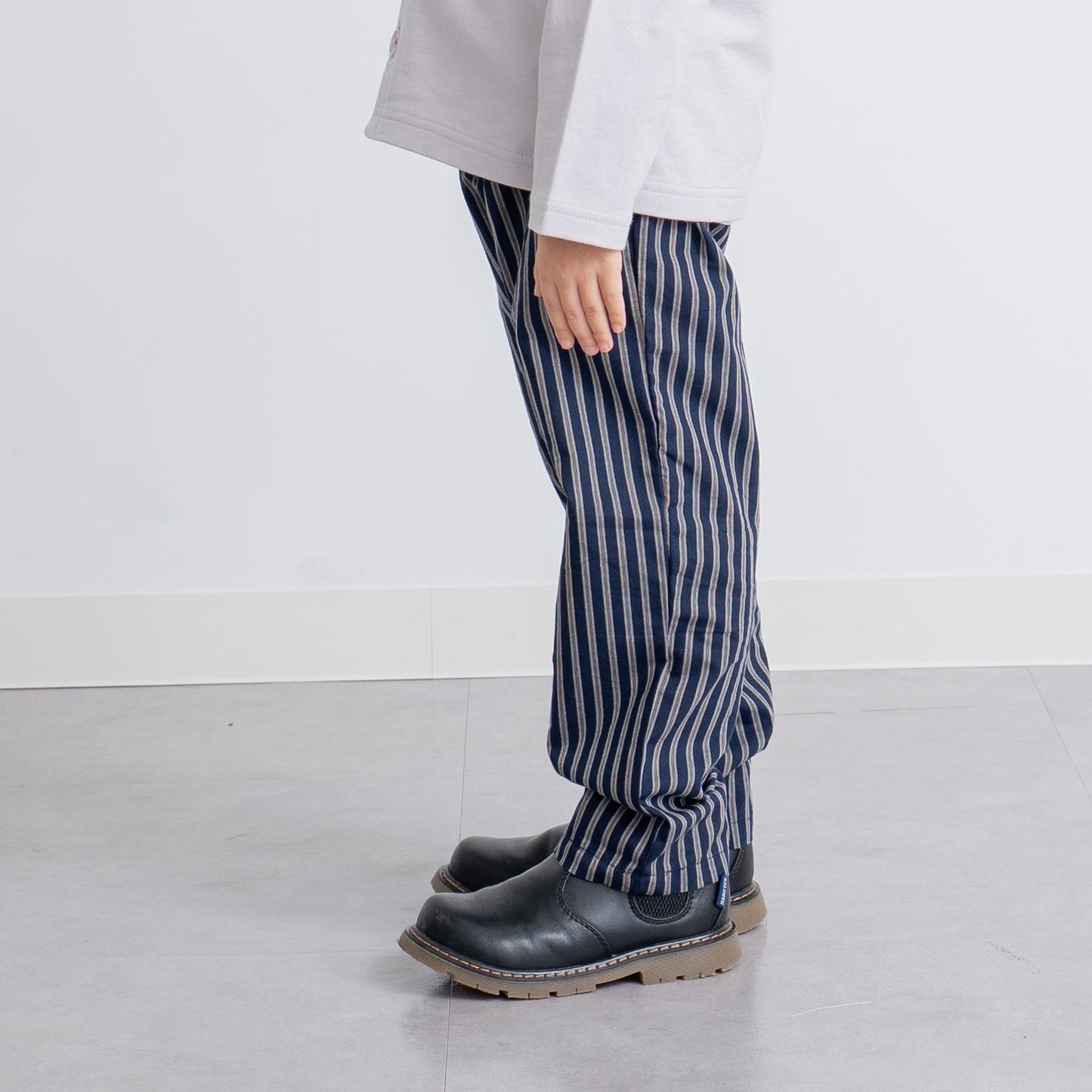 ストレートチノパンツ　STRIPE