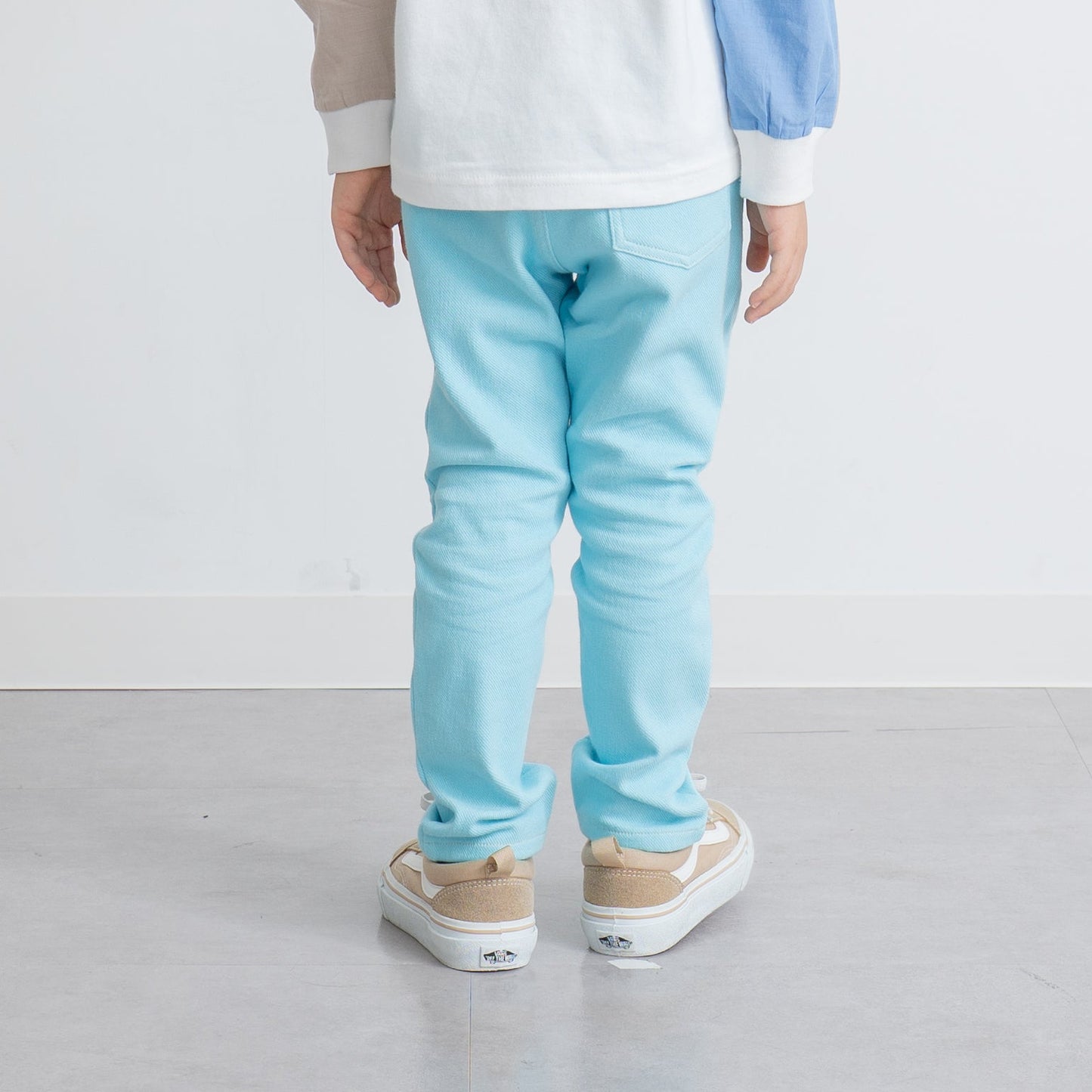 カラーニットデニムパンツ　SAXE