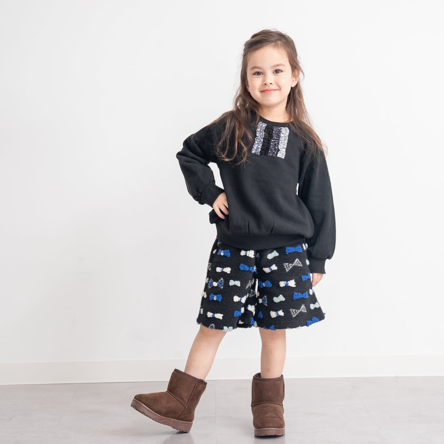 ぽわん袖トレーナー　BLACK