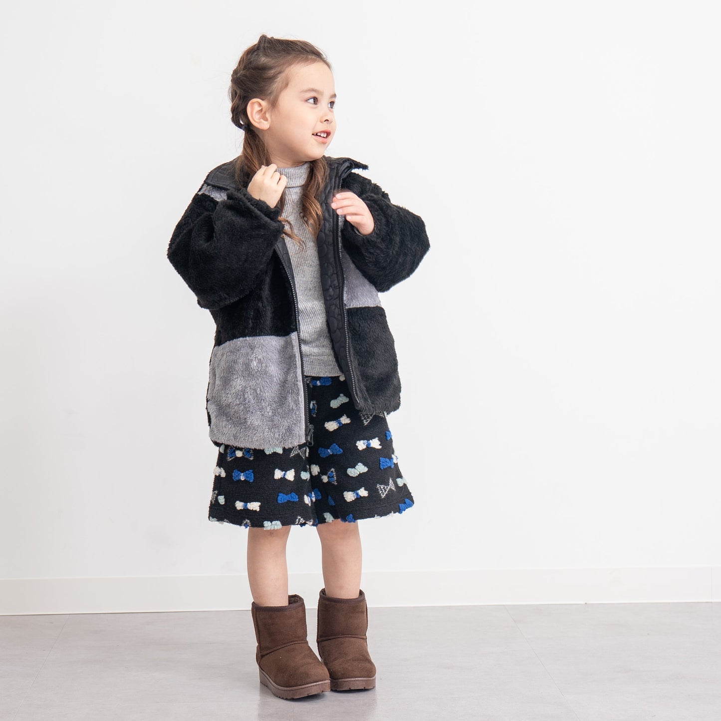 リバーシブルキルティングボアジャンパー　BLACK